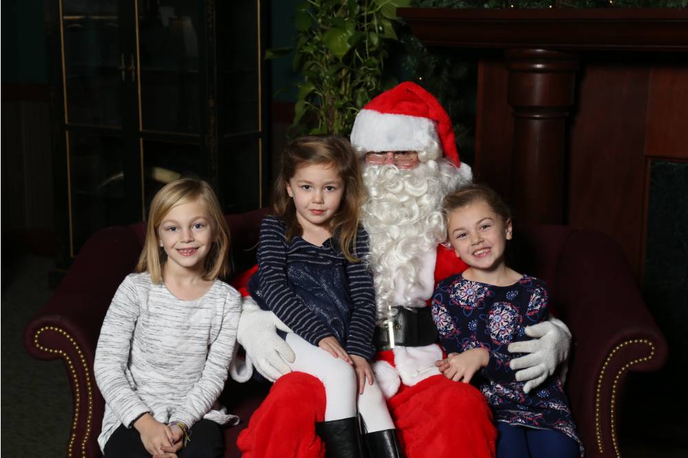 Laker sisters pose with Santa